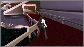 Wbiegniesz do sali, gdzie marines walczą z kolejnymi napastnikami - możesz ich wspomóc lub skierować się do wrót naprzeciw wejścia - Poradnik do gry - Opis przejścia - część pierwsza - 01 | Advent Rising - Advent Rising - poradnik do gry