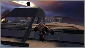 Przejedź przez plac, z którego startowały statki i jedź do góry - Opis przejścia - część druga - 02 | Advent Rising - Advent Rising - poradnik do gry