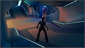 Wejdź w lśniące drzwi, przez które wejdziesz do korytarza - Opis przejścia - część trzecia - 01 | Advent Rising - Advent Rising - poradnik do gry