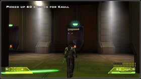 Cofnij się na środek sali i skorzystaj z otwartych teraz drzwi - Opis przejścia - część czwarta - 02 | Advent Rising - Advent Rising - poradnik do gry