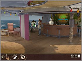 Wychodząc z restauracji, w pustej ramce wiszącego przy wyjściu obrazka instaluje okładkę magazynu ze zdjęciem Georgea Rooneya, co ma sugerować, że znany aktor przebywa na statku - Morze Północne - Rejs statkiem wycieczkowym Calypso (cz.4) - Tajne akta 2: Puritas Cordis - poradnik do gry