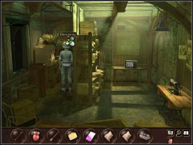 Natomiast na regale przy oknie odkrywa chłodzący spray na stłuczenia - Francja - Zamek (cz.1) | Tajne akta 2 Puritas Cordis - Tajne akta 2: Puritas Cordis - poradnik do gry