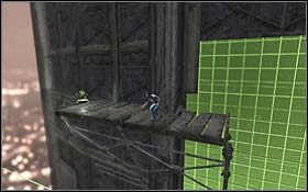 Po wejściu na oszklony w środkowej części dach, obejdź go dookoła i zabierz nieśmiertelnik - High Rollers Lounge | Rozdział 4 Mardi Gras | X-Men Origins Wolverine - X-Men Origins: Wolverine - poradnik do gry