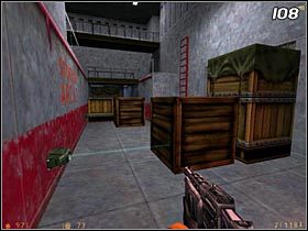 Po przekroczeniu drzwi pożarowych zobaczysz na ścianie kolejne miny [#108] - [Opis przejścia Half-Life] Weve Got Hostiles - cz. 1 - Half-Life - poradnik do gry