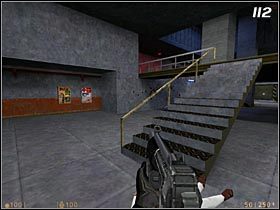 W magazynie zawalonym skrzyniami pojawi się kilku wrogów [#111] - [Opis przejścia Half-Life] Weve Got Hostiles - cz. 1 - Half-Life - poradnik do gry