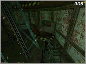 Zanurkuj do przejścia znajdującego się na samym dnie [#306] i szybko zacznij przemierzać zatopione korytarze - [Opis przejścia Half-Life] Apprehension - cz. 1 - Half-Life - poradnik do gry