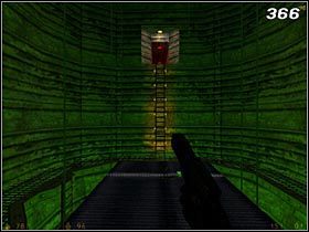 Przedostań się na drugą stronę sali, uważając by nie wpaść pod obracające się kruszarki - [Opis przejścia Half-Life] Residue Processing - cz. 2 - Half-Life - poradnik do gry