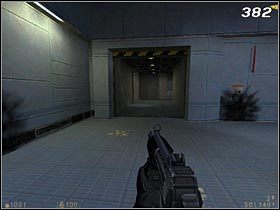 Zejdź na dół i pozbieraj broń z ciał poległych żołnierzy, a następnie skieruj się do przejścia, z którego użyli wcześniej komandosi [#382] - [Opis przejścia Half-Life] Questionable Ethics - cz. 1 - Half-Life - poradnik do gry