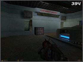 Podejdź do wyrwanej w ścianie dziury i bardzo ostrożnie wyjdź na zewnątrz - [Opis przejścia Half-Life] Questionable Ethics - cz. 2 - Half-Life - poradnik do gry