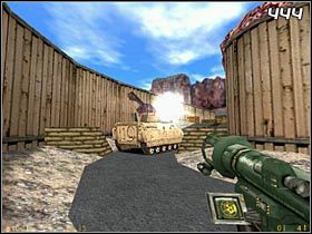 Unikając pocisków pobiegnij do przodu i przedrzyj się przez worki z piaskiem - [Opis przejścia Half-Life] Surface Tension - cz. 3 - Half-Life - poradnik do gry