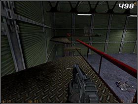 Wdrap się po drabinie na metalową platformę i przeskocz po zniszczonych fragmentach kładki [#498] na drugą stronę - [Opis przejścia Half-Life] Surface Tension - cz. 5 - Half-Life - poradnik do gry