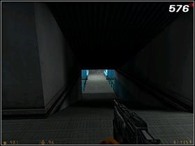 Wyjdź po drabinie na metalową platformę i ruszaj w drogę powrotną - [Opis przejścia Half-Life] Lambda Core - cz. 1 - Half-Life - poradnik do gry