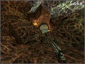 Upewnij się że stwór opuścił jaskinię i szybko przebiegnij na drugą stronę planszy - [Opis przejścia Half-Life] Interloper - cz. 1 - Half-Life - poradnik do gry