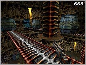 Przejdź na sąsiedni taśmociąg i zajmij miejsce pomiędzy dwoma jajami - [Opis przejścia Half-Life] Interloper - cz. 2 - Half-Life - poradnik do gry