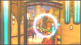 Przebiegnij przez korytarz i wskocz do wody - Stratus City, Planet Kortog | Opis przejścia - Ratchet & Clank: Tools of Destruction - poradnik do gry