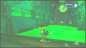 Przekręć śrubkę przejdź przez wrota a następnie stwórz żelową trampolinę po lewej stronie pomieszczania - Kerchu City, Planet Jasindu | Opis przejścia - Ratchet & Clank: Tools of Destruction - poradnik do gry