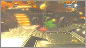 Po walce zeskocz na platformę i udaj się na wprost - Slags Fleet, Ubliks Passage | Opis przejścia - Ratchet & Clank: Tools of Destruction - poradnik do gry