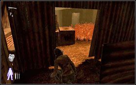 Wykorzystaj dziurę w murze #1 , by przejść dalej - The Third Man - Ghetto (cz.1) | Opis przejścia Velvet Assassin - Velvet Assassin - poradnik do gry