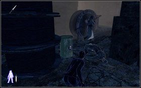 Znajdziesz się w dużym magazynie, przed Tobą pojawi się pierwszy przeciwnik #1 - Leave a Light On - Storage (cz.1) | Opis przejścia Velvet Assassin - Velvet Assassin - poradnik do gry