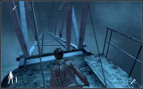 Wdrap się po drabinie na żurawia, gdzie przy pomocy dźwigni #1 opuścisz ramię i będziesz mógł przejść przez rzekę #2 - Leave A Light On - Docks (cz.2) | Opis przejścia Velvet Assassin - Velvet Assassin - poradnik do gry