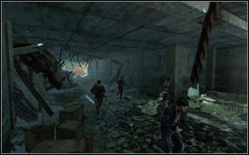 Dołącz do swoich żołnierzy i zacznij iść w stronę zielonej lampy przed tobą [1] - Rozdział 1 - Los Angeles 2016 (cz.1) | Opis przejścia | Terminator Ocalenie - Terminator: Ocalenie - poradnik do gry