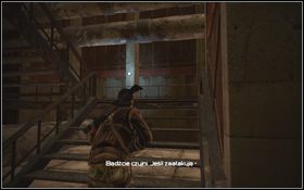 Przejdź przez dziedziniec [1] i udaj się do drzwi z lewej - Rozdział 7 - Angie (cz.1) | Opis przejścia | Terminator Ocalenie - Terminator: Ocalenie - poradnik do gry