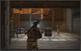 Zejdź na dół po schodach [1] i przejdź przez kolejne przejście [2] - Rozdział 7 - Angie (cz.1) | Opis przejścia | Terminator Ocalenie - Terminator: Ocalenie - poradnik do gry