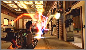 Zdecydowanie radzę żebyś rozkładał na ziemi własne pułapki, gdyż w przeciwnym wypadku nie poprawisz swoich statystyk - Etap 1 - Hotel Sedgewick (cz.1) | Opis przejścia Ghostbusters The Video Game - Ghostbusters: The Video Game - poradnik do gry