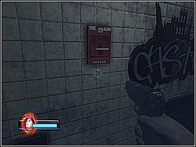 Po krótkim filmiku, przejdź przez wyłom w barierce i kieruj się do otwartego wagonu - Nowy Jork - Odnalezienie Vivian | Opis przejścia | Legendary - Legendary - poradnik do gry