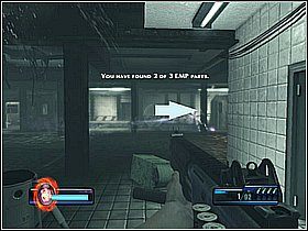 Koło dystrybutora jest następny otwór wentylacyjny, skręć w lewo za wiatrakami i idź przed siebie - Nowy Jork - Golem i Puszka Pandory | Opis przejścia | Legendary - Legendary - poradnik do gry