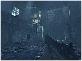 Wejdź do tunelu, po lewej stronie będzie dziura w kracie, kucnij i zeskocz a następnie drabiną na dół - Londyn- Kraken (1) | Opis przejścia | Legendary - Legendary - poradnik do gry