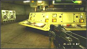 Wejdź do windy, zjedź na dół i udaj się w prawo - San Francisco, California | Opis przejścia SP w Resistance 2 - Resistance 2 - poradnik do gry