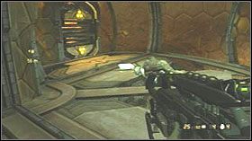 Idź za Malikovem aż do rozwidlenia dróg, tam skręć w lewo i zabierz teczkę INTEL - Bryce Canyon, Utah | Opis przejścia SP w Resistance 2 - Resistance 2 - poradnik do gry