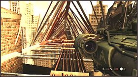 W kolejnym budynku idź cały czas tunelem po drodze zabijając wrogów - Chicago, Illinois | Opis przejścia SP w Resistance 2 - Resistance 2 - poradnik do gry