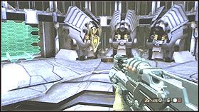 Przejdź przez małe drzwi znajdujące się obok konsoli - Chicxulub Crater, Mexico | Opis przejścia SP w Resistance 2 - Resistance 2 - poradnik do gry