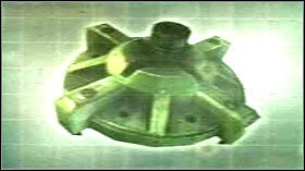 Silny granat który po wyrzuceniu przykleja się do przeszkody, rozpyla gas po czym podpala wszystko co jest w jego zasięgu - Poradnik do gry - Broń w Resistance 2 - Resistance 2 - poradnik do gry