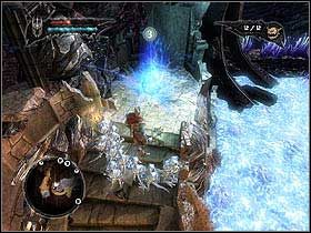 Zauważ, że pośrodku tego obszaru znajdują się dziury Minionów - wezwij sobie więc dwóch zielonych i dwóch czerwonych sługusów, by móc dostać się do wszystkich kawałków serca - Wasteland Main | Zadania główne w Overlord II - Overlord II - poradnik do gry