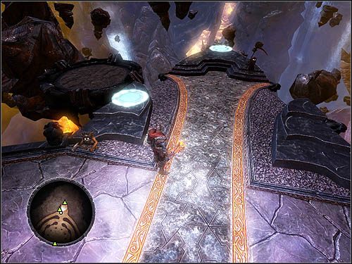 Gdy bohater stanie w świetlistym kręgu, przylatuje kamień, na którym można się przenieść do koszar lub kuźni. - Sala Tronowa (Throne Room) | Siedziba Overlorda w Overlord II - Overlord II - poradnik do gry