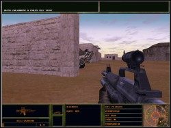 Po wstępnym ostrzale podczołgujemy się pod bramę wjazdową - po lewej stronie za płotem znajdziemy drugi pojazd opancerzony, który bezsprzecznie trzeba zniszczyć - Masa krytyczna | Operacja Wzmocnienie Delta Force 2 - Delta Force 2 - poradnik do gry