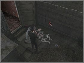 Zdejmij materiał przykrywający ciało - [Opis przejścia] Hanbury Street, 8 września 1888 - Sherlock Holmes kontra Kuba Rozpruwacz - poradnik do gry