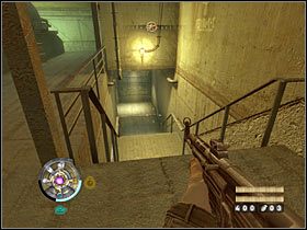 Po znalezieniu się na górze wyeliminuj wrogów stojących na balkonikach, ale nie wychylaj się zbytnio, tak by nie stać się dla innych wrogów łatwym celem - Etap 9 - Pieczary (cz.2) | Opis przejścia Wolfenstein - Wolfenstein - poradnik do gry