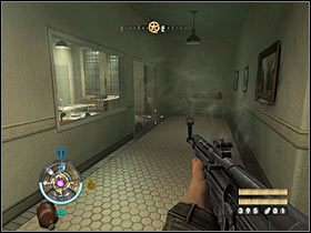 Skorzystaj ze znajdującego się obok przełącznika i wybierz nowy korytarz, który był broniony przez prawidłowo funkcjonujące drugie pole siłowe - Etap 13 - Szpital (cz.1) | Opis przejścia Wolfenstein - Wolfenstein - poradnik do gry