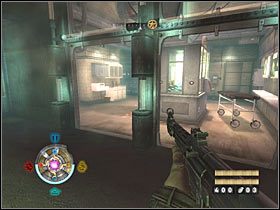 Po znalezieniu się w większej hali pozostań na górnym balkoniku i skieruj się w stronę pokazanego na pierwszym screenie pomieszczenia kontrolnego - Etap 14 - Fabryka konserw (cz.3) | Opis przejścia Wolfenstein - Wolfenstein - poradnik do gry