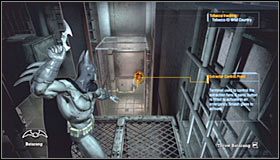 Musisz teraz doskakiwać do pokazanych na pierwszym screenie kolejnych półek - Medical Facility (cz.2) | Opis przejścia Batman Arkham Asylum - Batman: Arkham Asylum - poradniki