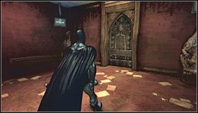Pozostań w miejscu, w którym znajdowali się zakładnicy i zbadaj szafkę z książkami po lewej stronie - Arkham Mansion (cz.2) | Opis przejścia Batman Arkham Asylum - Batman: Arkham Asylum - poradniki