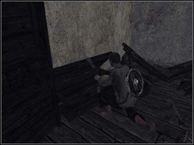 Pod ścianą w pierwszym pomieszczeniu odszukujemy skrzynkę, a następnie wyciągamy z jej wnętrza wszystkie przedmioty - Prolog w Risen - Risen - poradnik do gry