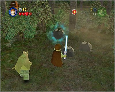 Na samym początku etapu skręć w prawo i ułóż z trzech klocków małą wieżyczkę - Chapter 2 - Invasion on Naboo - Free Play - Episode 1 - LEGO Star Wars: The Complete Saga - poradnik do gry