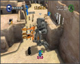 Po zbudowaniu AT-ST skieruj się na dół i w prawo - Chapter 3 - Mos Eisley Spaceport - Challenges - Episode 4 - LEGO Star Wars: The Complete Saga - poradnik do gry