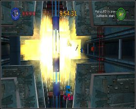 Podczas pierwszej części ucieczki z prawej (gdybyś minął się z tym oraz następnymi kanistrami, to pamiętaj, że zawsze możesz zawrócić swój pojazd) - Chapter 6 - Into the Death Star - Challenges - Episode 6 - LEGO Star Wars: The Complete Saga - poradnik do gry