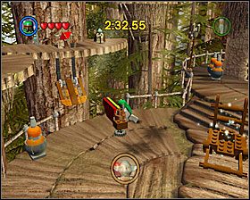 Przejdź całkiem na lewo i użyj kołowrotka, po czym przeleć na drugą stronę jako Boba Fett. - Bounty Hunter Missions - Dodatki - LEGO Star Wars: The Complete Saga - poradnik do gry
